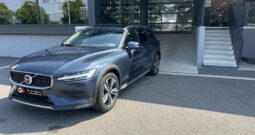 VOLVO V60 Cross Country B4 AWD 197ch Pro Geartronic 8 – EVREUX