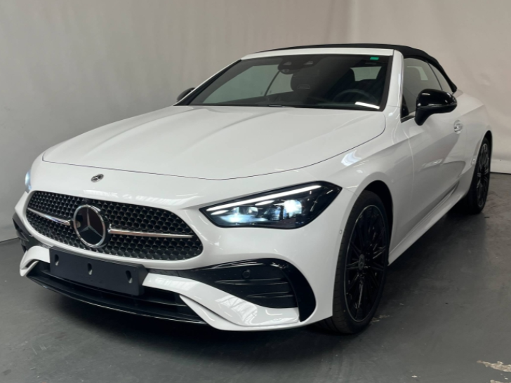 Mercedes-Benz-CLE 300 4MATIC Cabriolet AMG Line-2025-LAMARTINE AUTOMOBILES-1