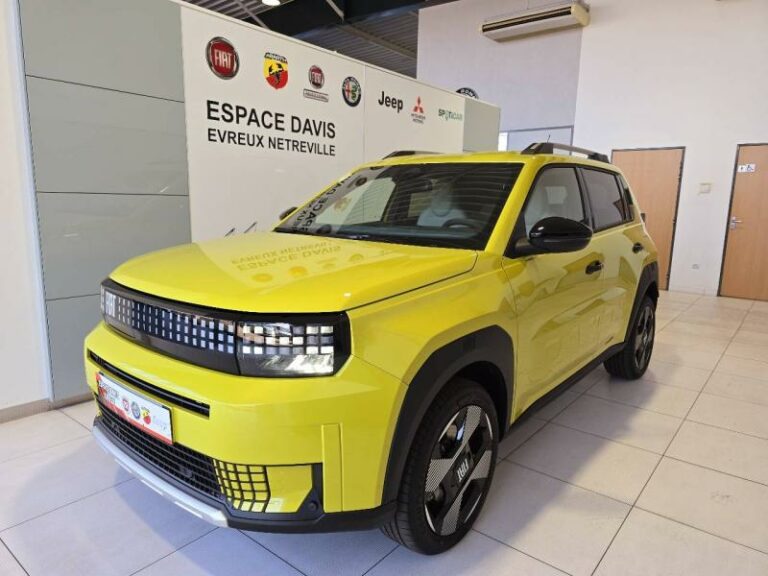 FIAT-Grande Panda Electrique 113ch La Prima Jaune-EVREUX-1