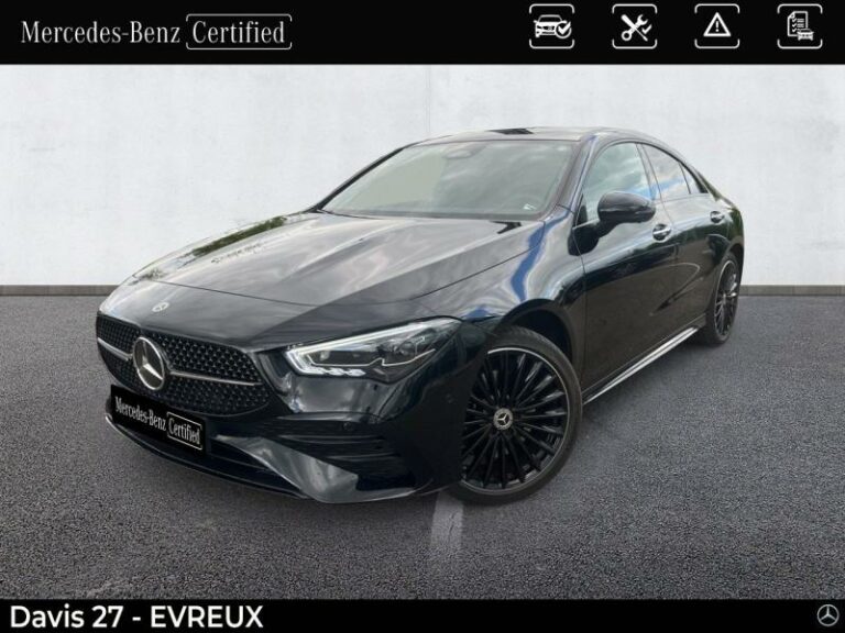 MERCEDES-BENZ-CLA 250 e 218ch AMG Line 8G-DCT Noir cosmos métallisé-EVREUX-1