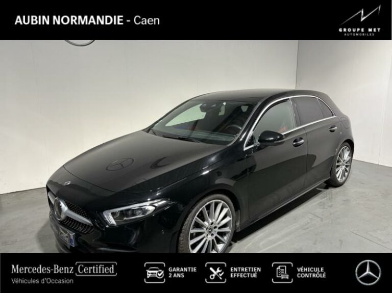 MERCEDES-BENZ-Classe A 200 163ch AMG Line 7G-DCT Noir cosmos métallisé-MONDEVILLE-1