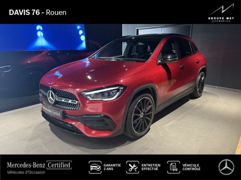 MERCEDES-BENZ-GLA 220 d 190ch 4Matic AMG Line 8G-DCT Rouge Patagonie métallisé MANUFAKTUR-ROUEN-1