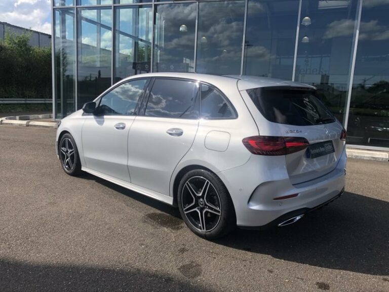 MERCEDES-BENZ-Classe B 200d 150ch AMG Line 8G-DCT Argent high-tech métallisé-DREUX-1