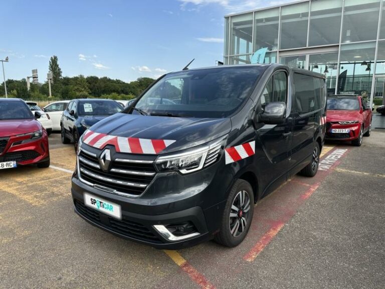 RENAULT-Trafic Fg L1H1 3T 2.0 Blue dCi 170ch Grand Confort EDC Gris Comète métallisé-EVREUX-1