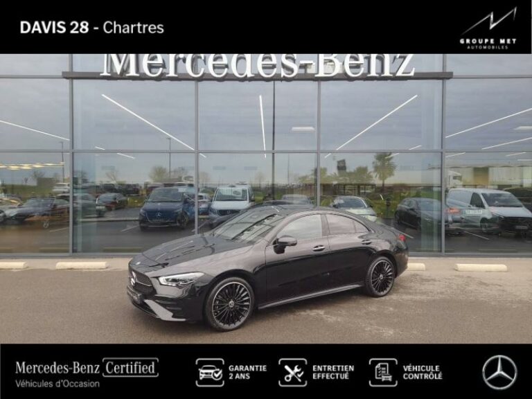 MERCEDES-BENZ-CLA 250 e 218ch AMG Line 8G-DCT Noir cosmos métallisé-FONTENAY SUR EURE-1