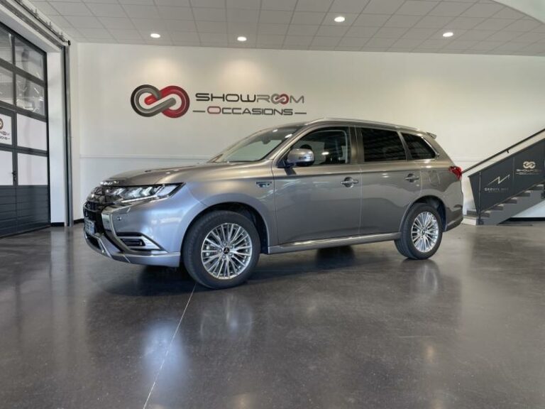 MITSUBISHI-Outlander PHEV Twin Motor Intense 4WD-EVREUX-Sterling Silver-EV2526-1