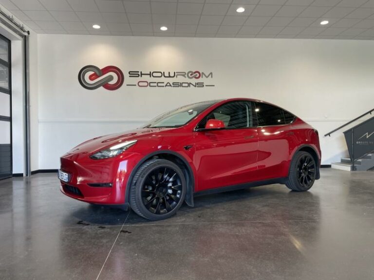 TESLA-Model Y Long Range AWD-EVREUX-Rouge-EV2430-1