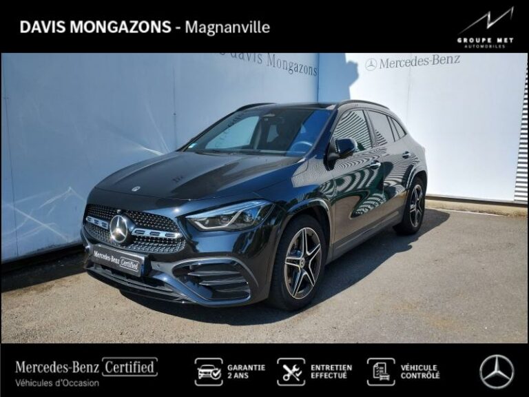 MERCEDES-BENZ-GLA 200 d 150ch AMG Line 8G-DCT Noir cosmos métallisé-MAGNANVILLE-1